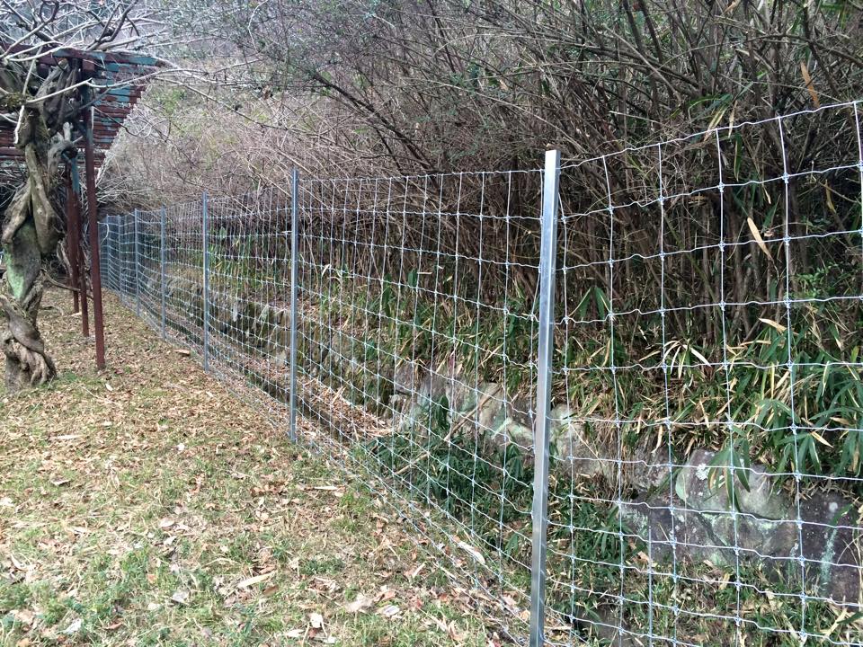 20150227菰口憩いの森公園にイノシシ防御柵を設置